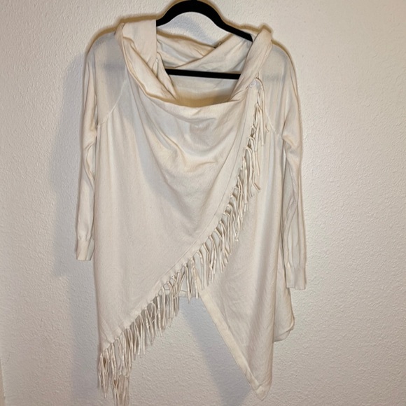 Fringe sweater - Picture 1 of 2